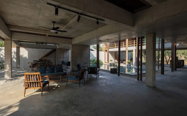 Hachi Homestay & Spa