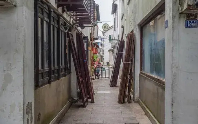 365 Boutique Inn