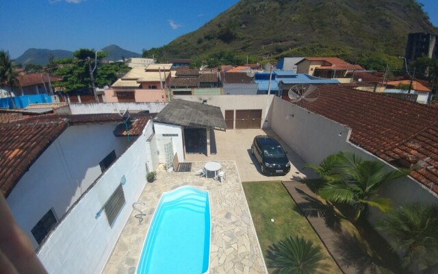 Casa com piscina em Caraguatatuba