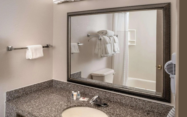 Clarion Pointe Beckley