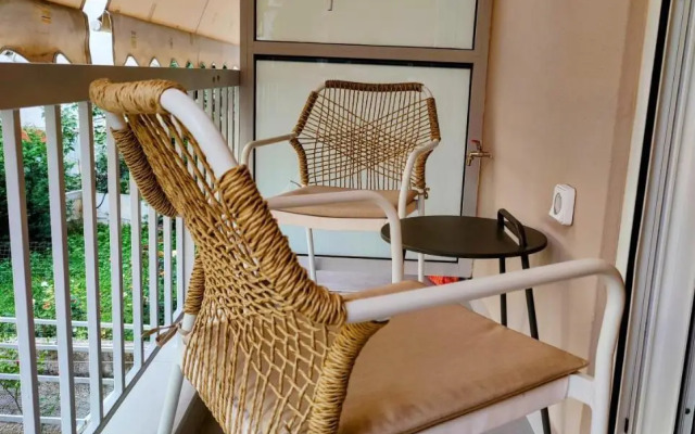 Elpis' Cozy & Luxury Apartment