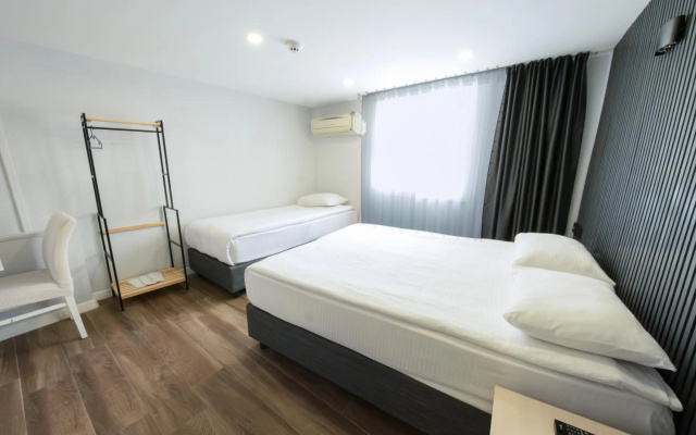 Legend Tulip Hotel - Image 6