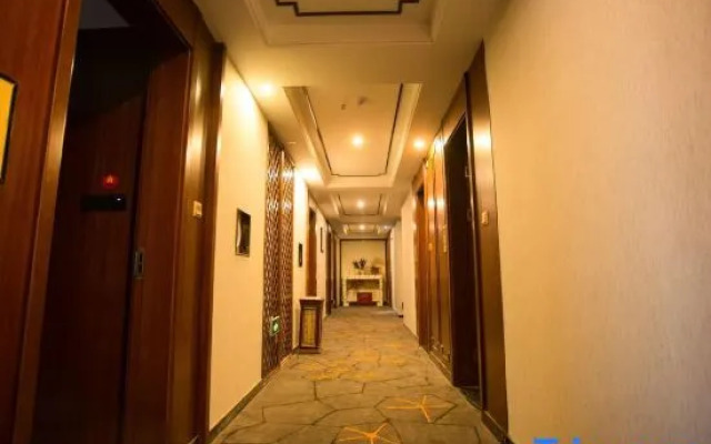 Junyi Hotel(Nanjing Jiangning Nanjing South Railway Station Wanda Store)
