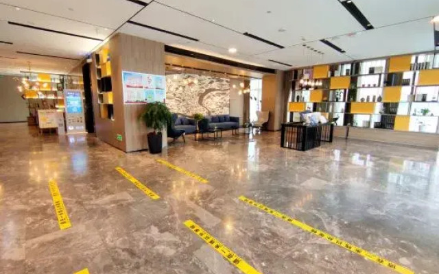 Echarm Hotel (Sihong Wutaishan Bridge)