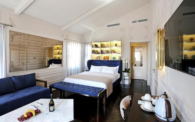 Fuga Hotel Constantinidis