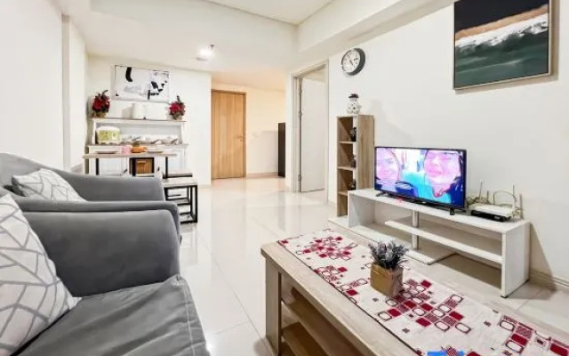 Large 3BR Meikarta Apt Cikarang w/ WiFi & Netflix