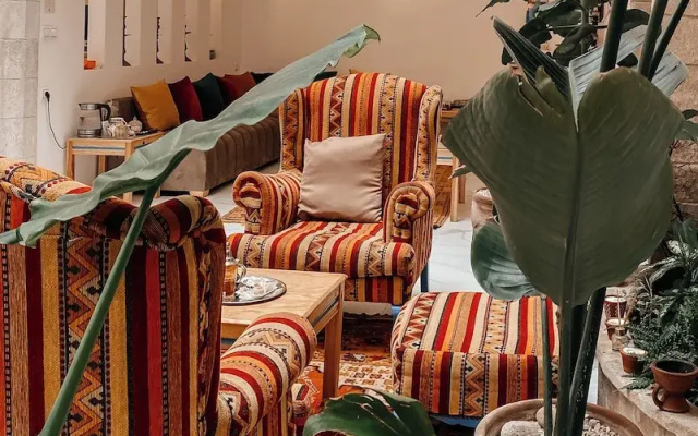 Riad Al Manara