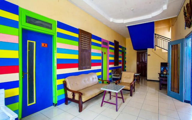 SPOT ON 2815 Hotel Damai