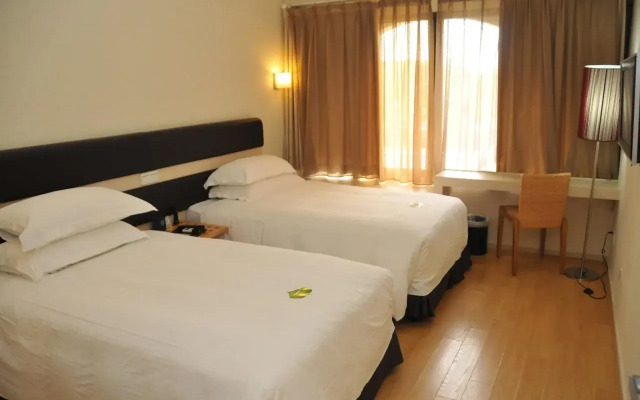 Zhuhai Holiday Resort Hotel - Light Inn