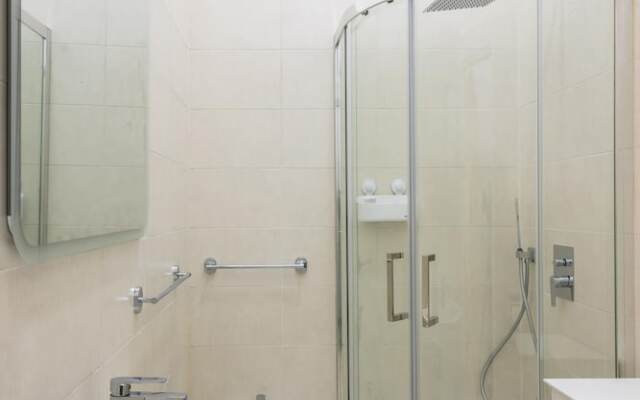 Miracoli 60 in Naples