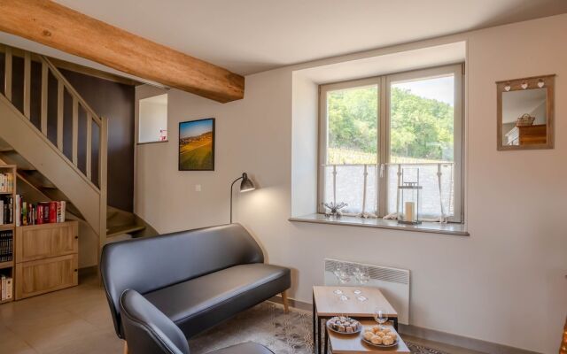 La Maison De La Petite Charriere