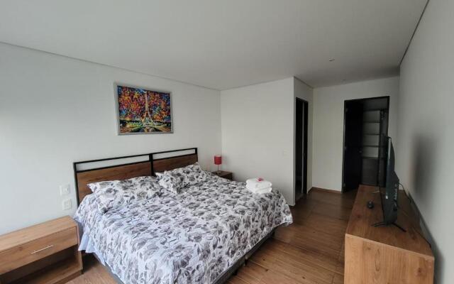 Apartamento de 2 habitaciones junto al WTC
