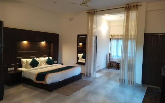 Hotel Holiday Highlight By DVM INDIA