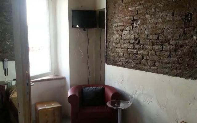 Mazzini 16 Downtown