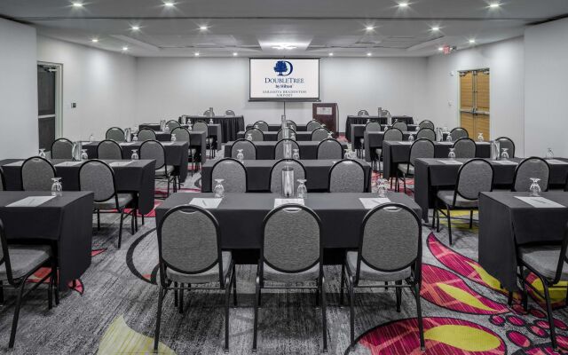 DoubleTree by Hilton Sarasota Bradenton Airport