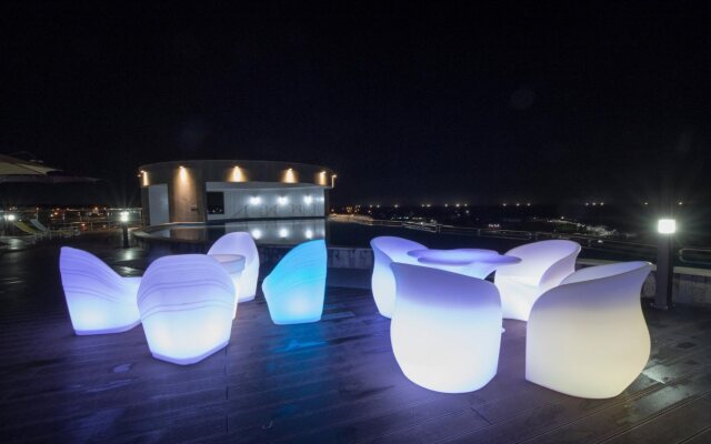 CO-OP City Hotel Harborview