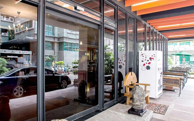 Huang Shin Business Hotel-Shang An