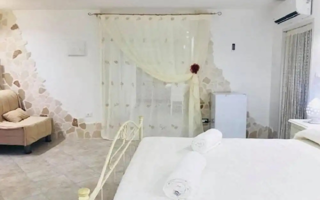 26 Suite Home