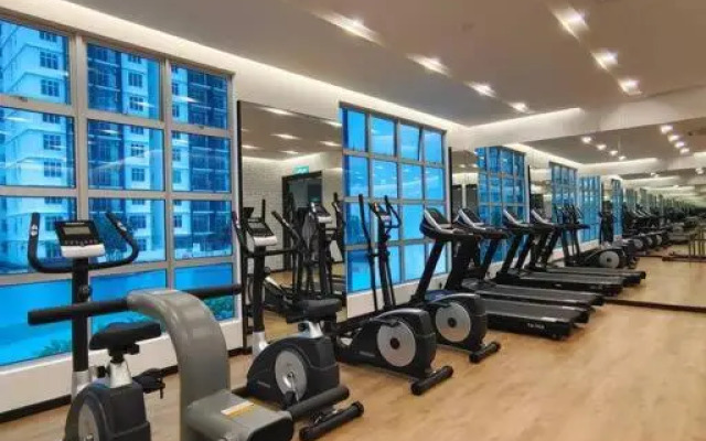 1601 SKS MidValley Terminal bus NetflixWifi By STAY