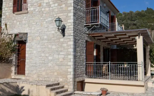 Parathalasso Villas