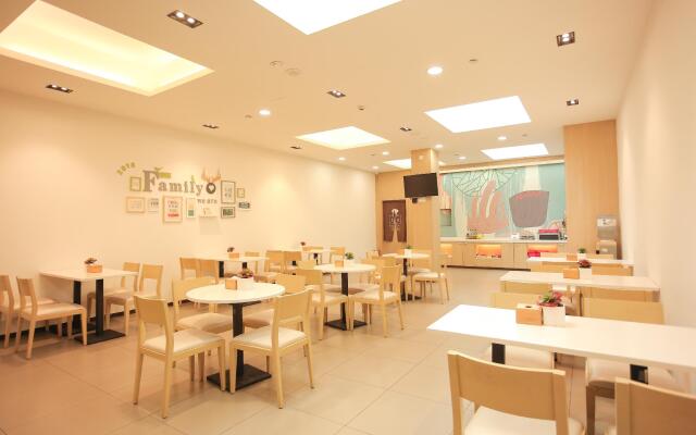 Hanting Hotel Cangzhou West Station