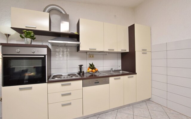 Apartments Mladen