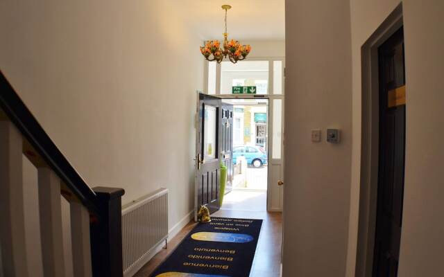 Half Moon Bay Hotel - Families Only