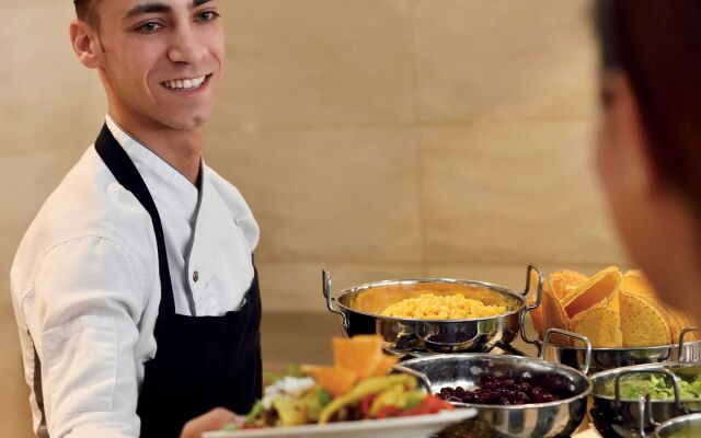 Movenpick Hotel Amman (ex Holiday Inn Amman)