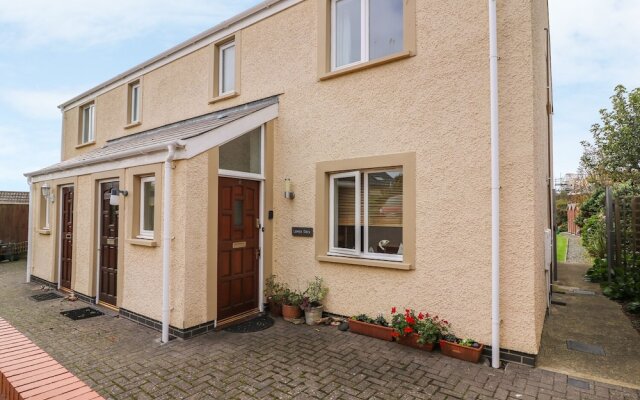 Lower Deck, Haverfordwest