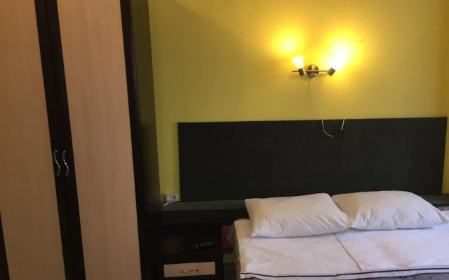 Hotel Tourist on Soldatskaya