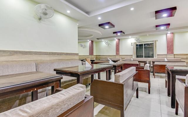 OYO Flagship 46682 New Andra House