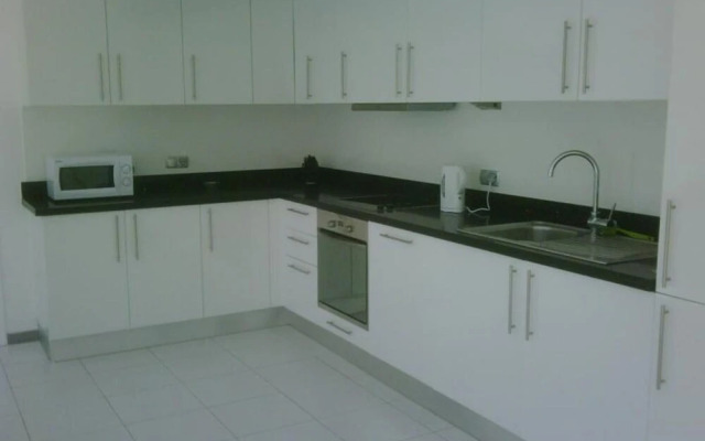 2 Bed Penthouse Apartment With Stunning Sea View