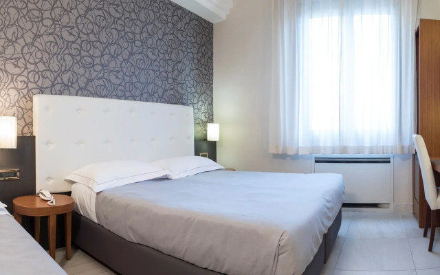 Hotel Astra Ferrara