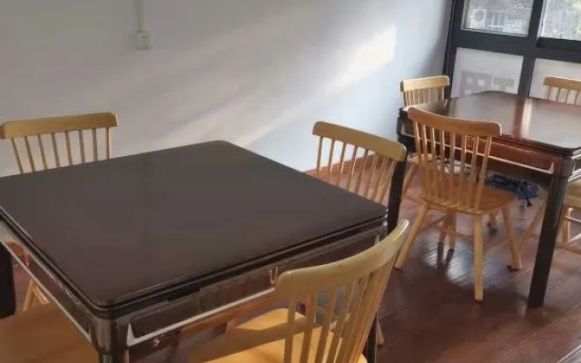 Chongqing Tianhui Hotel (Southwest University Zhuangyuanbei Subway Station)