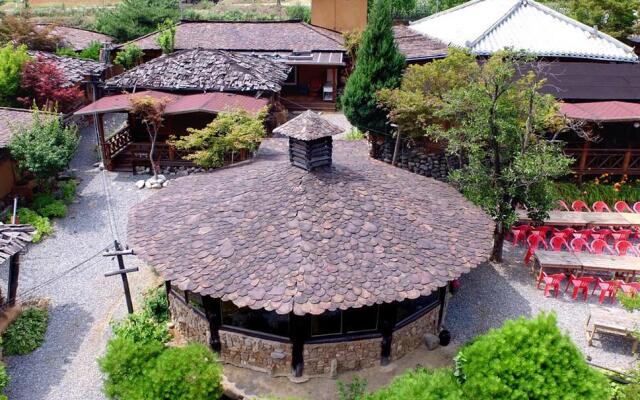 Gangwon Youngwol Bitalgil Pension