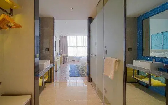 Echarm Hotel (Foshanxi Railway Station Luocun)