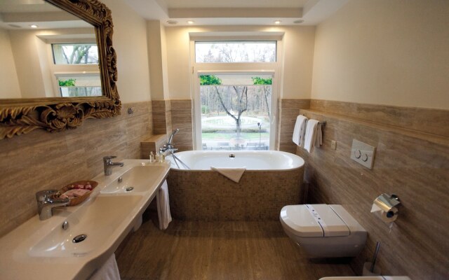 Delice Hotel