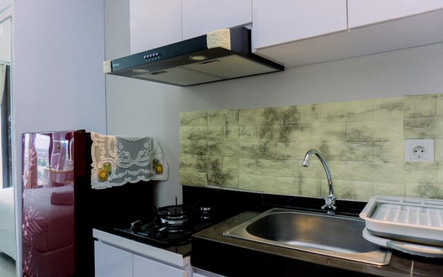 Restful And Comfortable Studio Transpark Bintaro Apartment