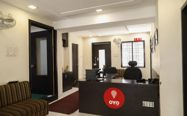 OYO 9023 Dwarka Inn