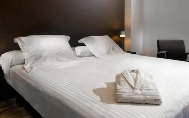 Apartamentos Mendebaldea Suites