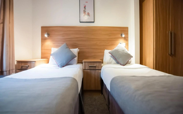 Arinza Hotel