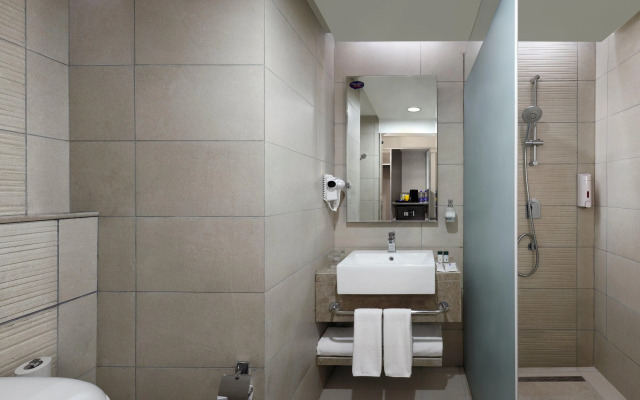 Holiday Inn Express Kolkata Airport by IHG