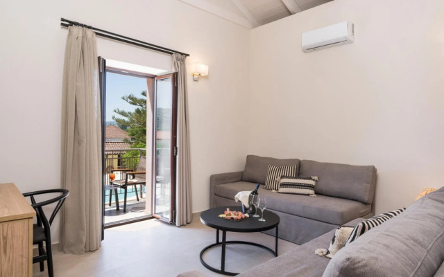 Spilia Village Hotel & Villas