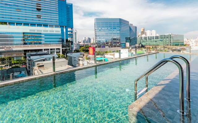 Seekers Finders Rama IV Hotel, SureStay Collection by BW