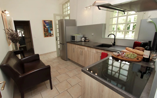 Villa Aimee Luxury Apartments With Heated Pool