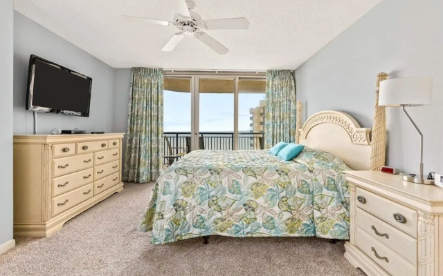 Brighton Tower 1909 3br 3ba Oceanfront 3 Bedroom Condo by RedAwning