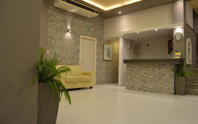 Apollon Hotel