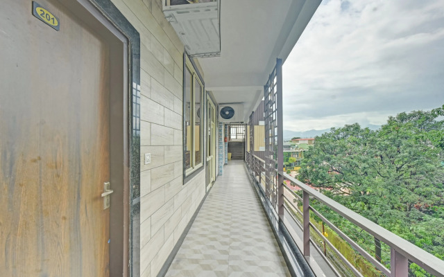 Itsy By Treebo - Krishna Heights