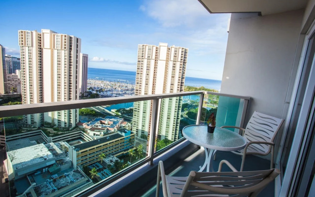 Ala Moana Hotel by AirPads