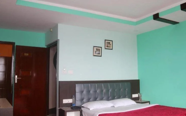 Hotel Flavours Inn